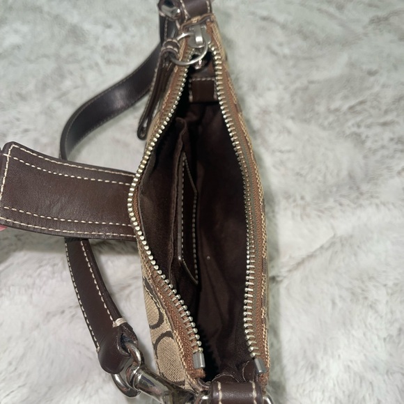 Coach Brown Shoulder Bag with Leather Trim - Picture 4 of 10